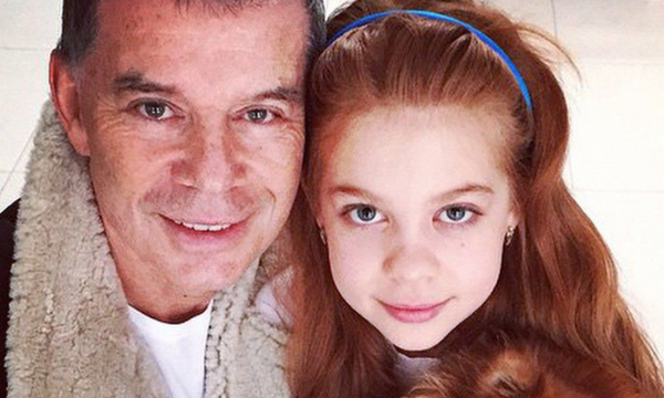 Рыжая бестия: дочка Олега Газманова превратилась в огненную красавицу