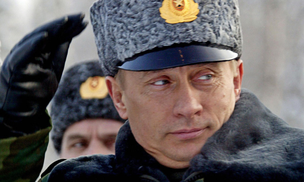 Зачем Путин отменил каракулевые шапки в армии