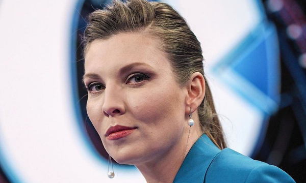 Скабеева в красном купальнике поразила фигурой: все аж рты раскрыли